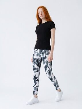ACX Leggings White and black abstract